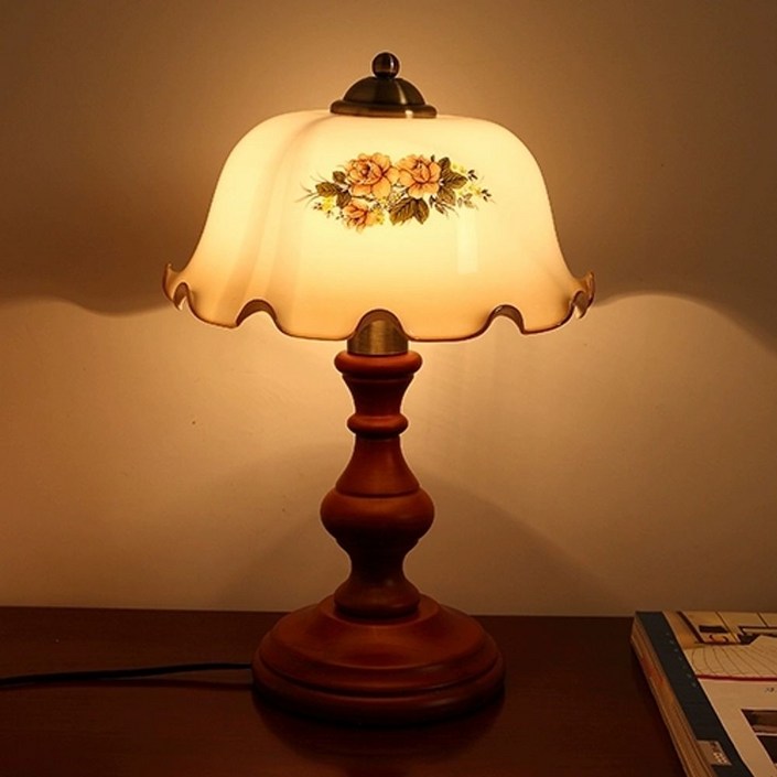 단스탠드 엔틱 감성 유리 복고 장식조명 무드등 인테리어 유럽풍 갓 레트로 단스탠드 엔틱 감성 유리 복고 장식조명 무드등 인테리어 유럽풍 갓 레트로