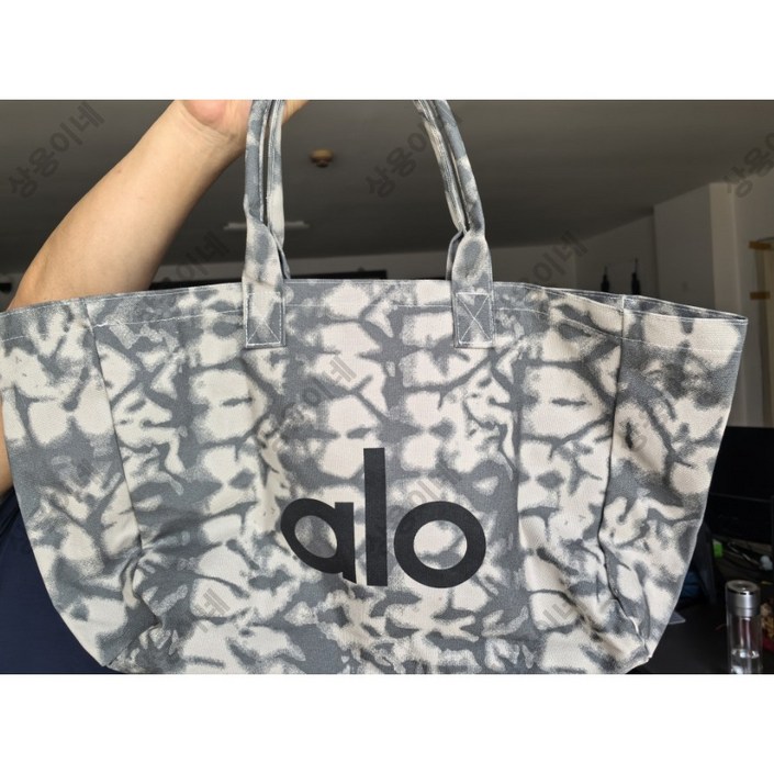 알로요가 ALO 로고 캔버스 쇼퍼백 운동가방 토트백