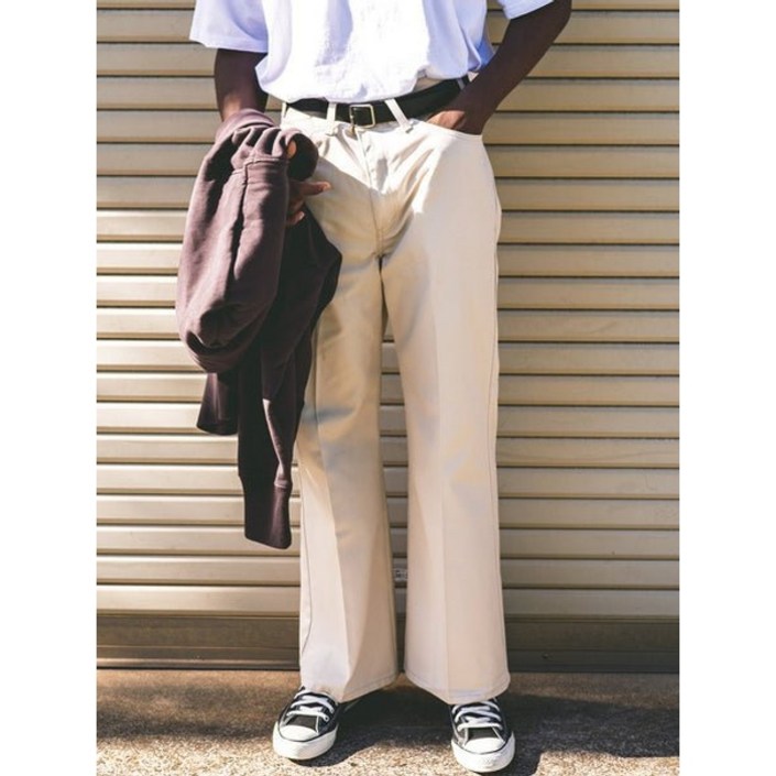 리바이스 스타 프레스트 플레어 베이지 치노 팬츠 면바지