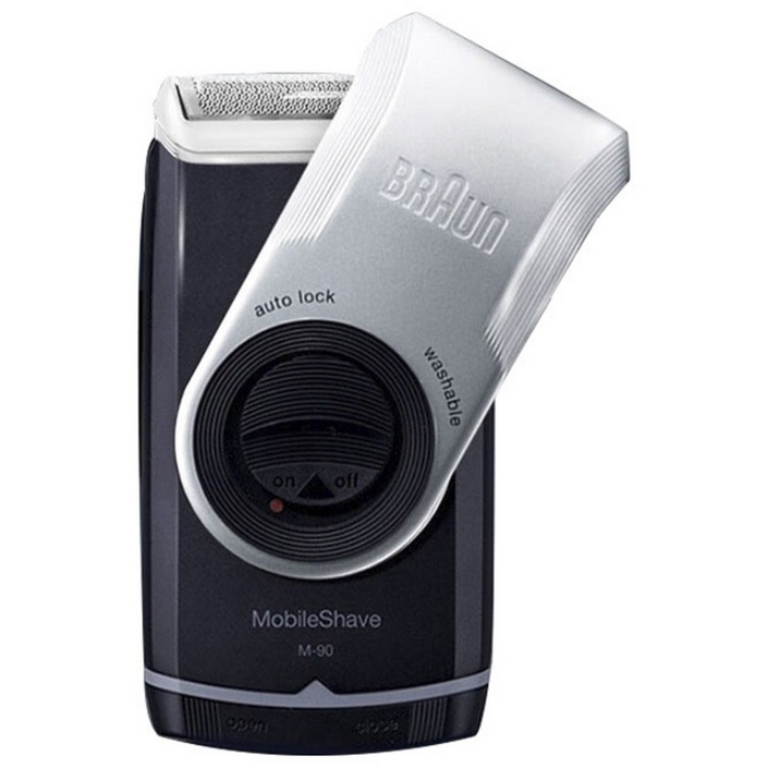 BRAUN 휴대용 전기 면도기