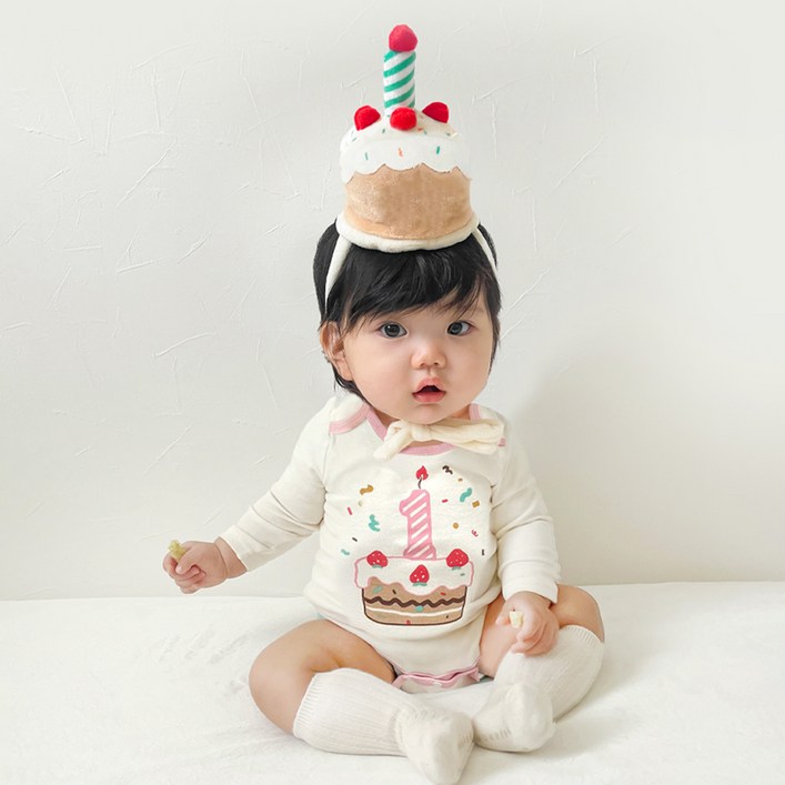 ikii 유아용 첫돌 기념 생일 축하 선물 바디수트  케이크 모자 세트 긴팔 선물포장  쇼핑백