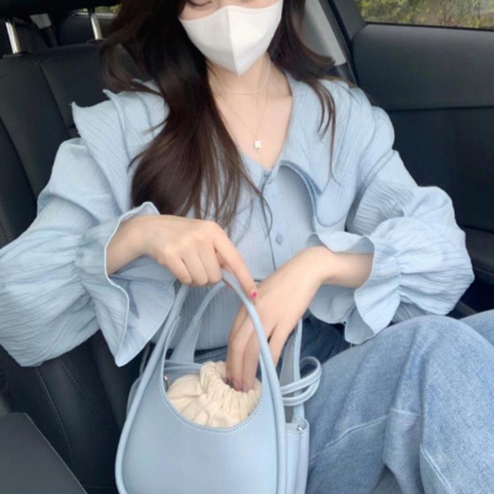 피어니스트 프렌치 시크 둥근카라 쉬폰 블라우스 피어니스트 프렌치 시크 둥근카라 쉬폰 블라우스