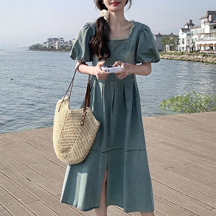여성 여름 퍼프소매 데님원피스  스퀘어넥 플레어핏 트임  롱기장 데일리룩