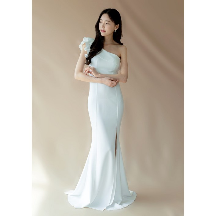 원숄더 프릴 롱 드레스 원숄더 프릴 롱 드레스