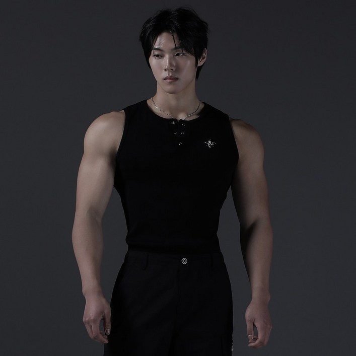 카미드 헨리넥나시 머슬핏 골지 슬리브리스