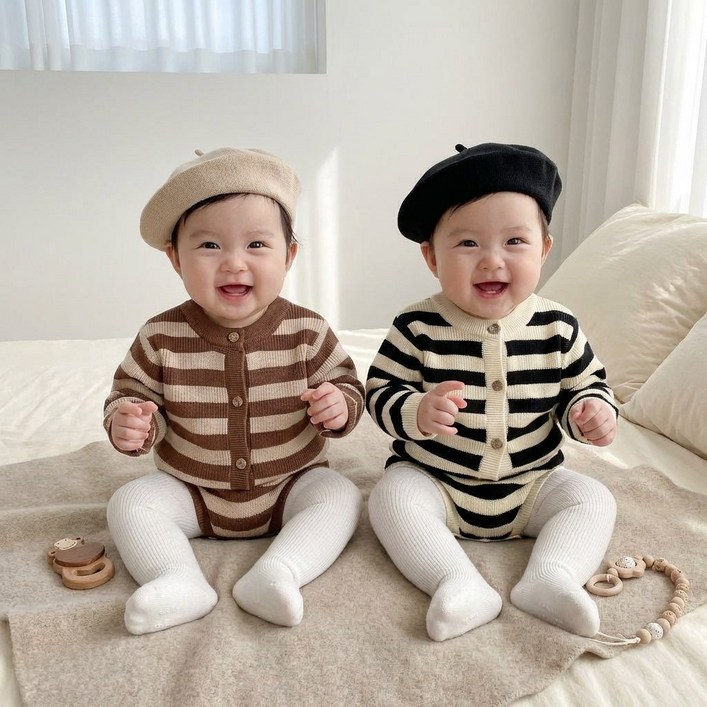 로이앤한나 3개월 6개월 9개월 여아 남아 여자아기 남자아기 줄무늬 니트 가디건 롬퍼 세트