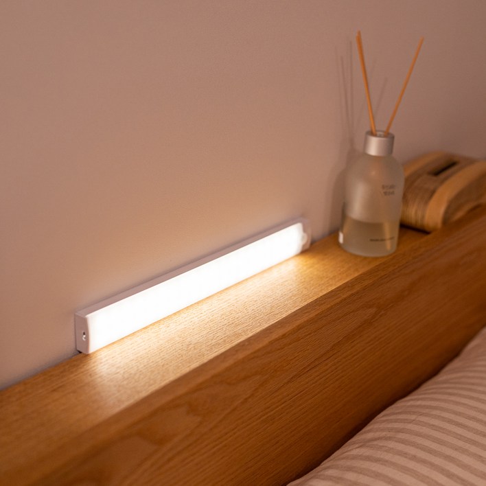 아이린 충전식 무선 밝기조절 LED 센서등 30cm