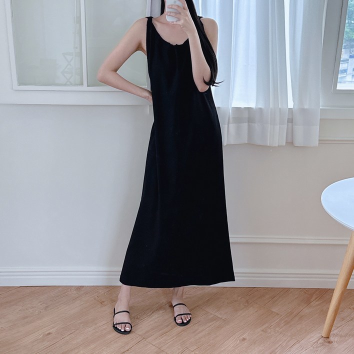 이푼아이 민소매 롱 원피스