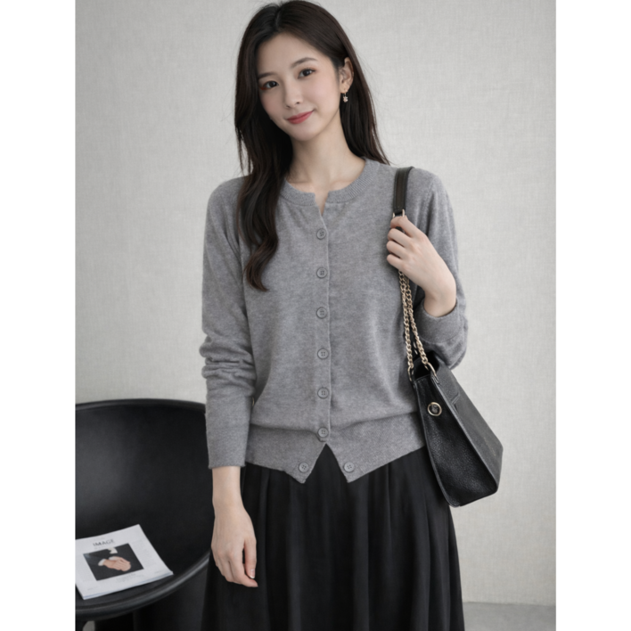 벨루아 여성 라운드넥 버튼 니트 가디건 데일리 베이직