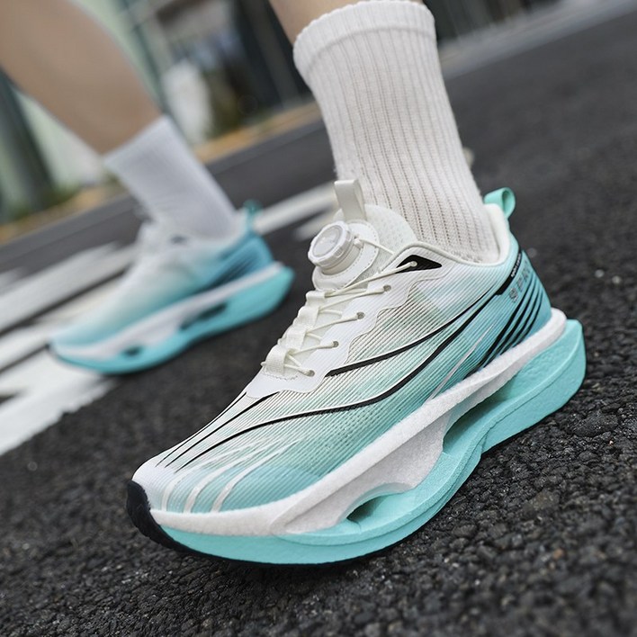 스노우드림 런닝화 충격 흡수 다이얼 운동화 카본 플레이트 마라톤화 NK9PRO