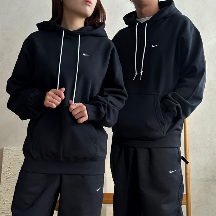 나이키 솔로 스우시 플리스 후디 기모 커플 후드티 DX1356010