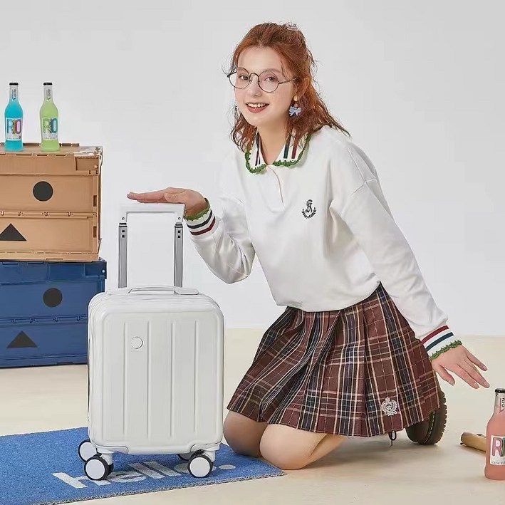 14인치 캐리어 바퀴 미니 하드케이스 여행가방 레디백캐리어 기내 소형 14인치 캐리어 바퀴 미니 하드케이스 여행가방 레디백캐리어 기내 소형