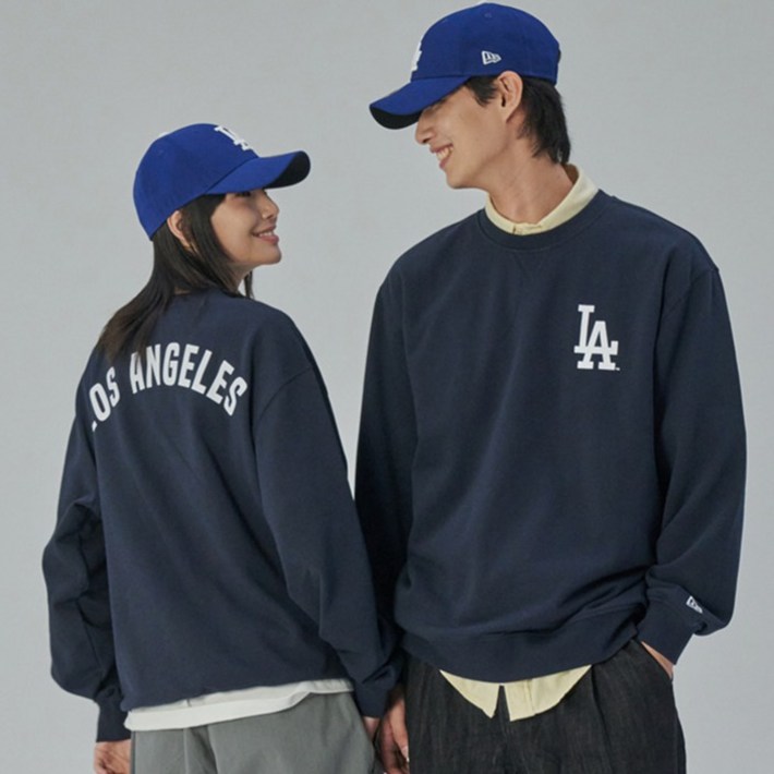 뉴에라 남녀공용 MLB LA 다저스 베이직 로고 맨투맨 148815