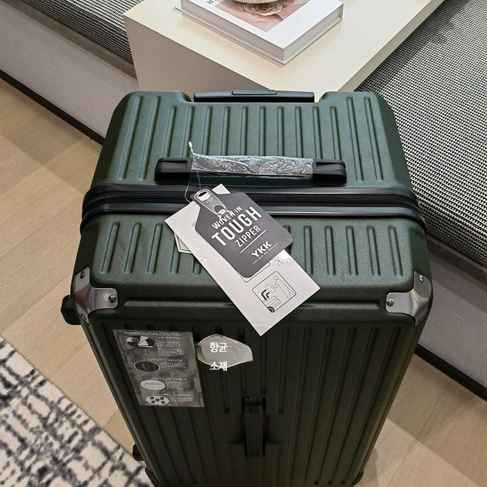 대용량 여행용 캐리어 가방 남녀공용 비밀번호 잠금 기능 두꺼운 휠 장착 여행가방 경량 트롤리 케이스 28인치 캐리어추천