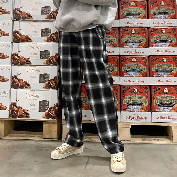 잇진 남녀공용 일자 와이드 스퀘어 타탄 체크 바지