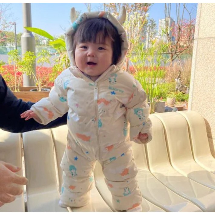 블랙야크키즈) 역시즌 초특가!! 귀여운 패턴이 가득 소중한 아이를 지켜줄 부드럽고 따듯한 덕 다운 우주복