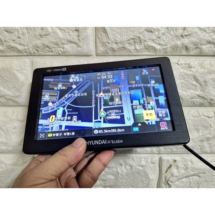 중고 현대웰슨 W7-300DN SF 지니맵 2D 8GB 7인치 내비게이션