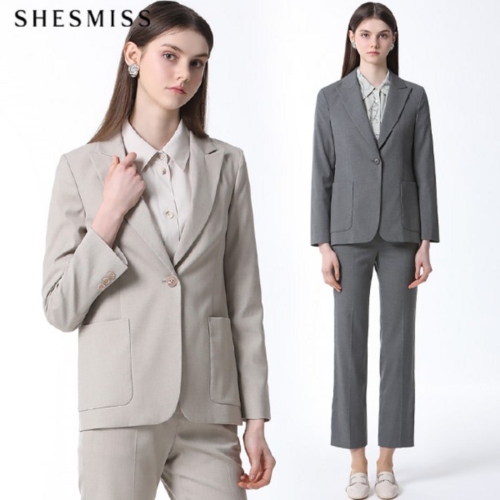 쉬즈미스 쉬즈미스SHESMISS 아웃포켓 원버튼 재킷슬랙스 팬츠 2종세트 택가격518000원 쉬즈미스 쉬즈미스SHESMISS 아웃포켓 원버튼 재킷슬랙스 팬츠 2종세트 택가격518000원