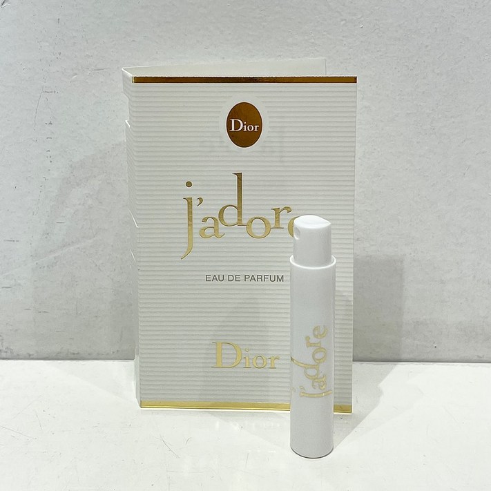 디올 쟈도르 오 드 퍼퓸 1ml 디올 쟈도르 오 드 퍼퓸 1ml