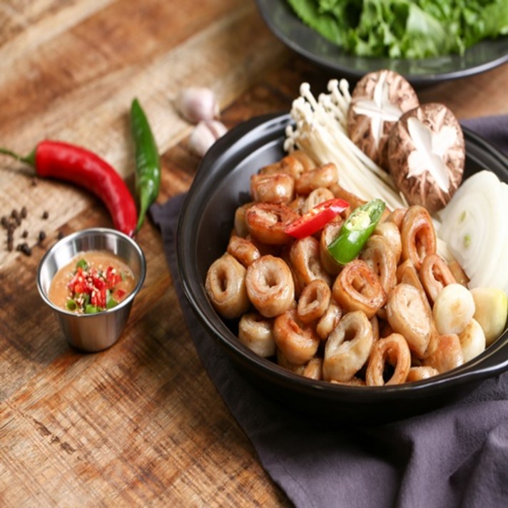 (와룡식품) 와룡초벌막창400g+막창소스1팩, 초벌막창300g+막창소스1팩