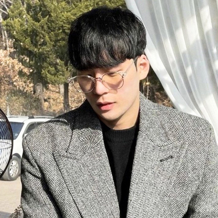 바나나마켓 블루라이트 차단 기능성 남성 하금테 반뿔테 안경 3color