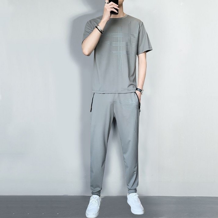 Hasvz 여름 남자 얇은 트레이닝복세트 빅사이즈 쿨링 통기성 좋은 속건 소재 반팔티 조거 팬츠 투피스