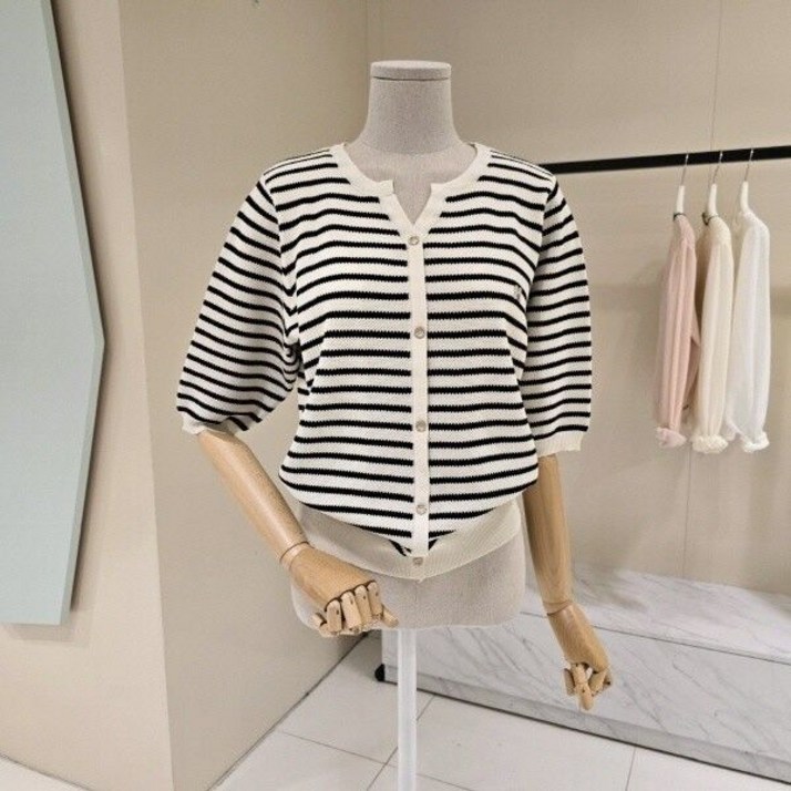 데스틸큐빅단추 단가라 니트D2523SW3091 720599