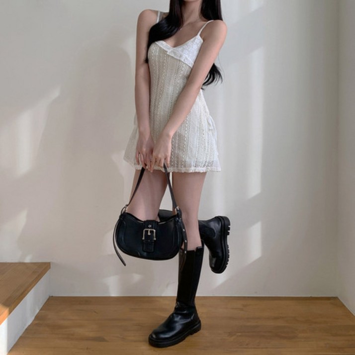 비마이뮤즈 [발레코어룩] 헤이나 언발 레이스 펀칭 셔링 뷔스티에 끈 미니 원피스