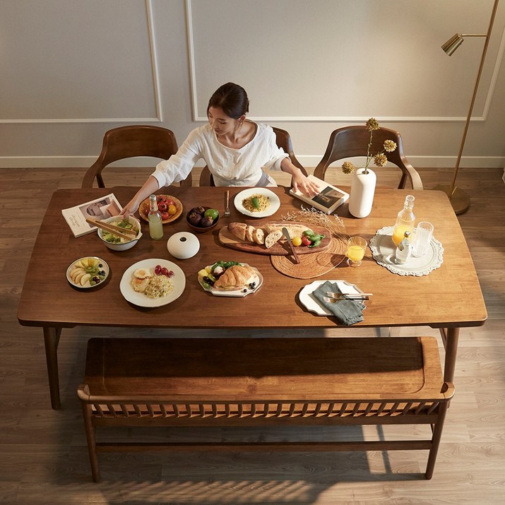로그하우스 마제스티 프리미엄 2000 고무나무 원목 6인용 식탁세트 의자3개+벤치