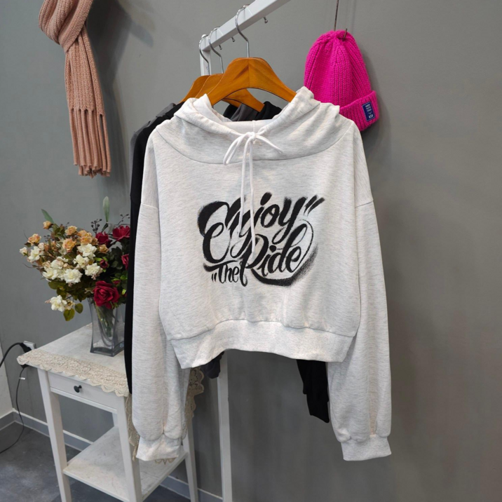 페인팅 엔조이 크롭 후드 맨투맨