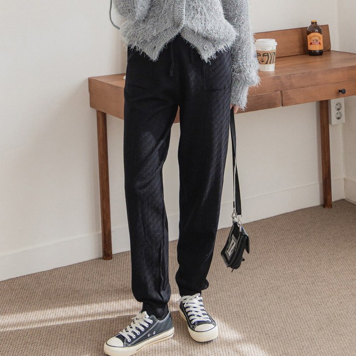 부들부들 부드럽고 편한 원마일웨어 여성 밴딩 조거 니트 팬츠