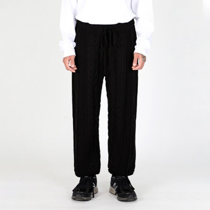 아조바이아조 Twisted Cable Knit Pants AJ224PT007