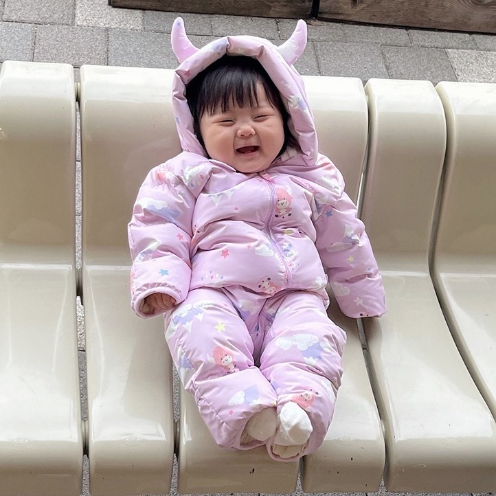 백화점 정품 블랙야크키즈 24년 FW 신상 귀여운 전판 그래픽이 매력적인 베이비 다운우주복 BKO버트다운우주복4 242672 백화점 정품 블랙야크키즈 24년 FW 신상 귀여운 전판 그래픽이 매력적인 베이비 다운우주복 BKO버트다운우주복4 242672