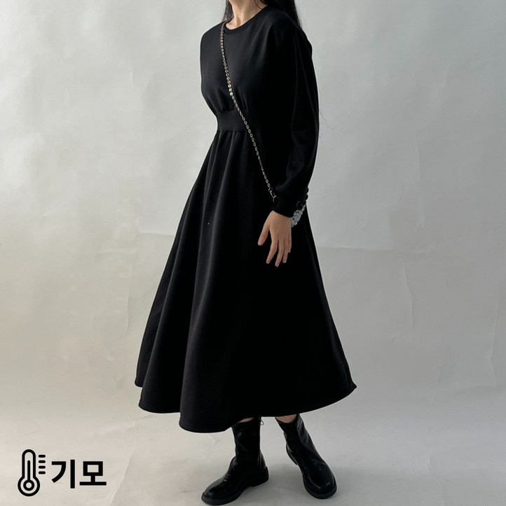 럽즈올 날씬해보이는 기모 플레어 원피스