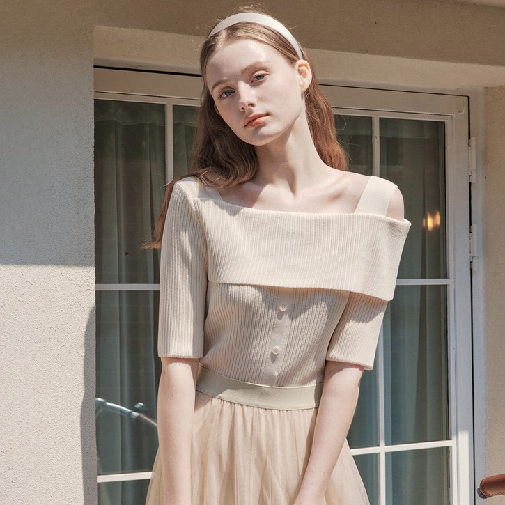 제로스트릿 여성용 버튼 포인트 언발란스 니트