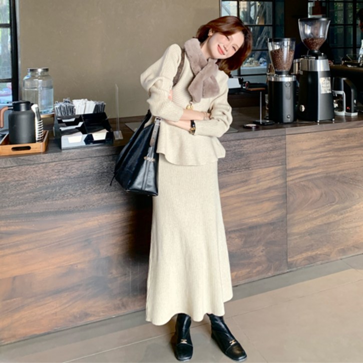 루엔나 여성 니트 상의 블라우스 투피스 세트 치마 스커트 롱기장