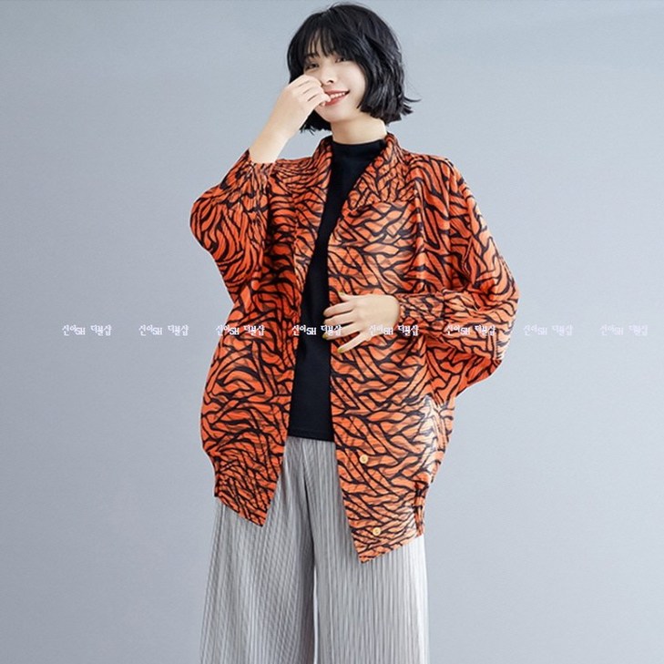 더블샵 여자 플리츠주름 3단주름 호피프린트 가오리주름자켓