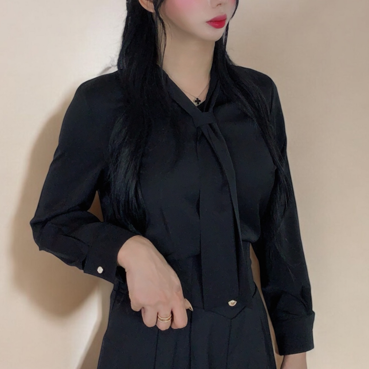 하루유키 타이블라우스 오피스룩 하객룩