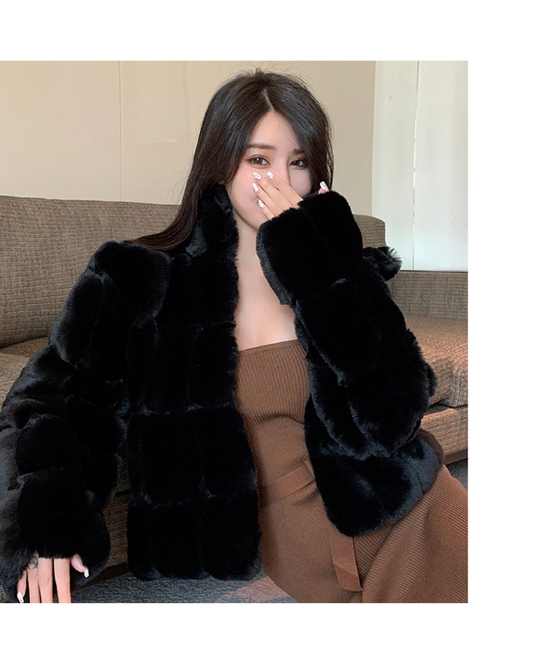 스타일아유 프렌치 인조밍크 코트 여성 겨울용 도톰 따뜻한 인조토끼털 폭신 퍼 자켓 JP0444 상세 이미지 13